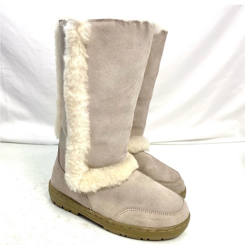 UGG Australia Sundance II Sand Taupe Boots Size 7